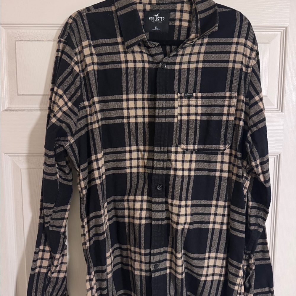 Hollister Men's Plaid Shirt in Black and Tan